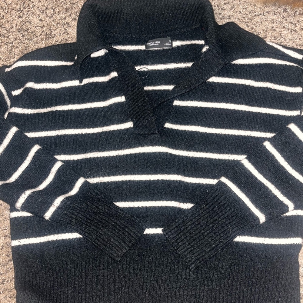 Verawang sweater
